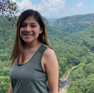 Meet your Posher, Victoria